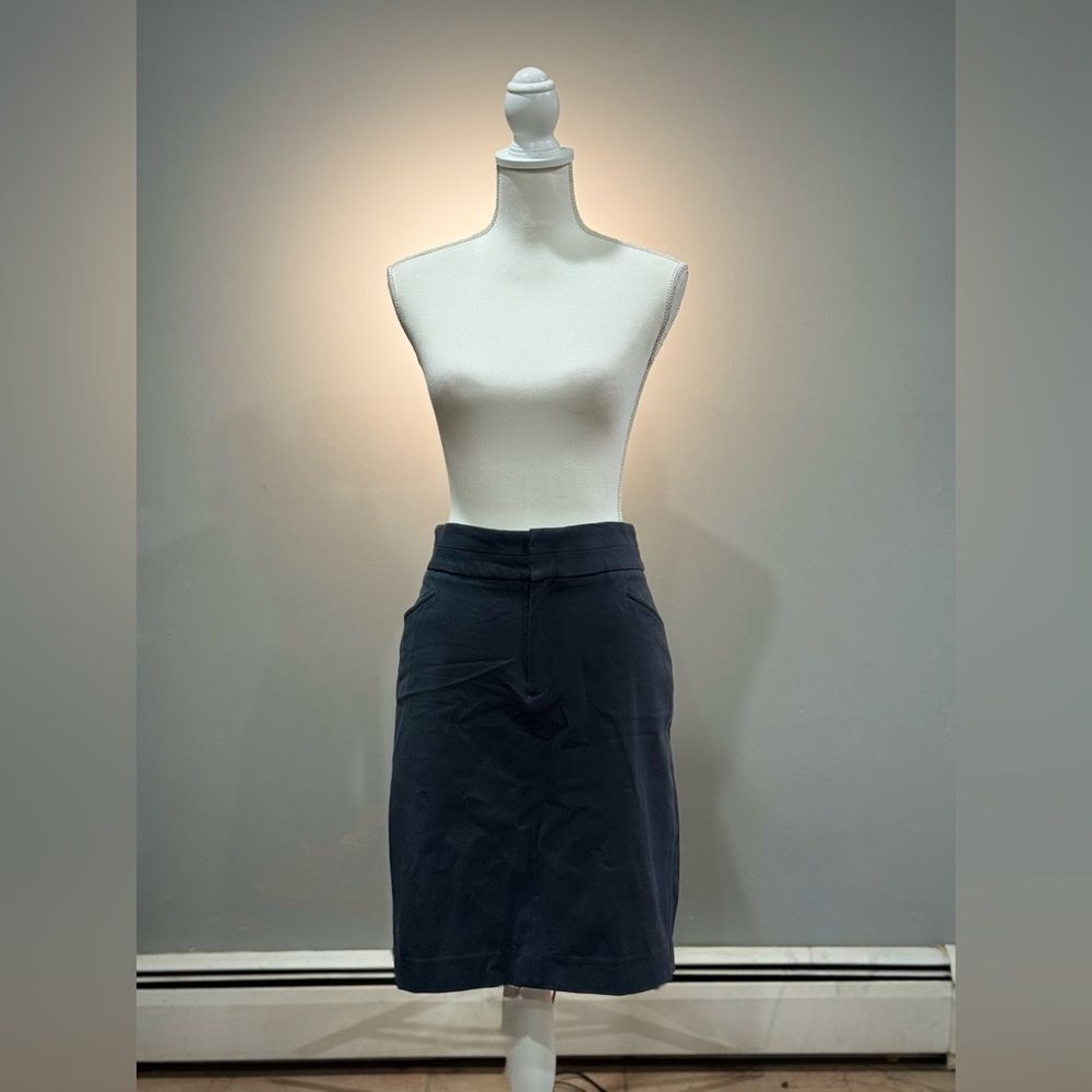 SALE! Gray Banana Republic Skirt Size 12 EUC
